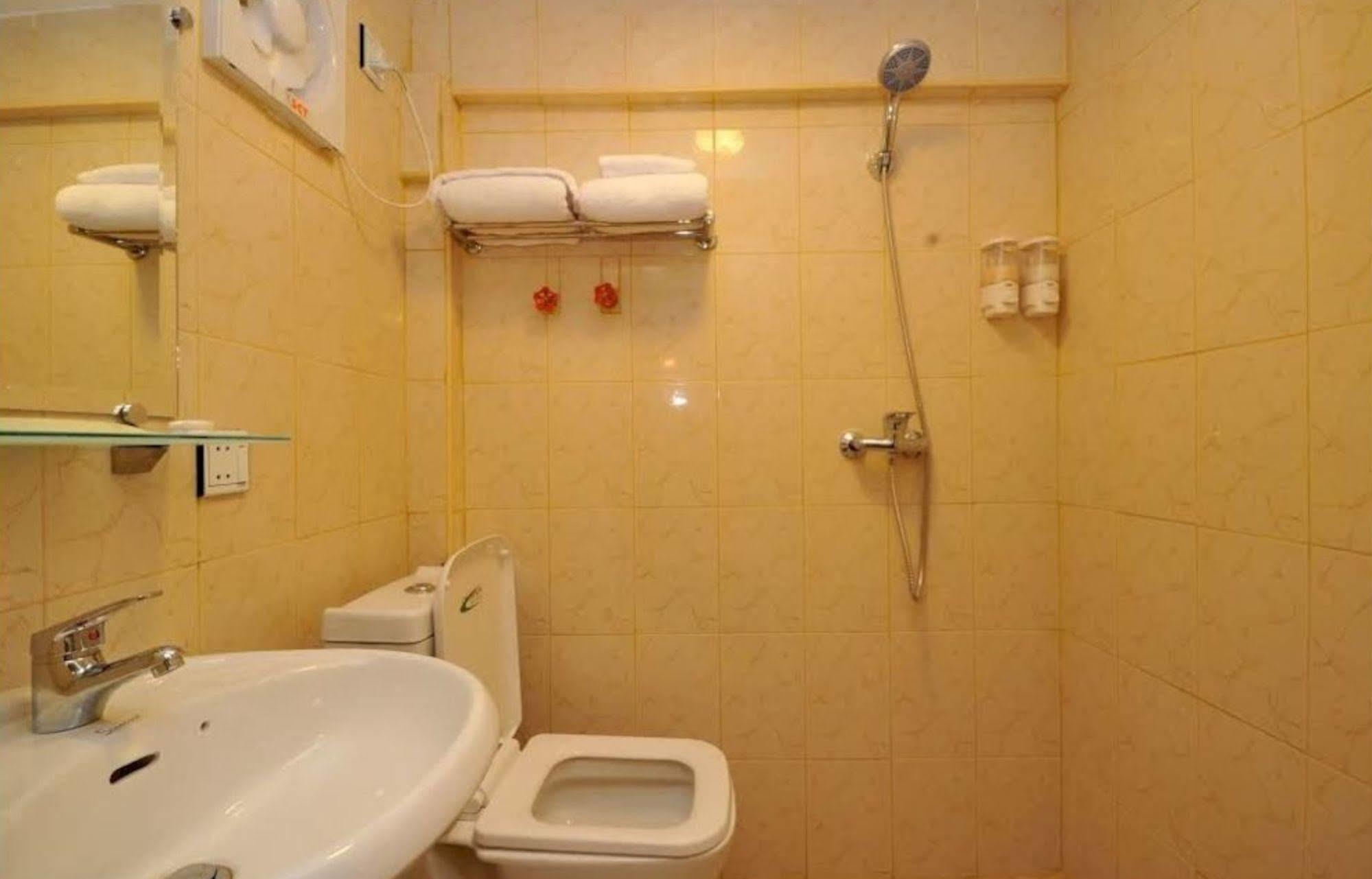 York Residence Γιανγκόν Εξωτερικό φωτογραφία